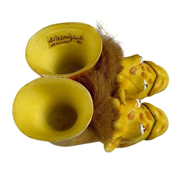 Willow Hall Shoo Shoo Figurine – Chomp Chomp Giraffe Boots – Design No. 24 - Picture 5 of 6
